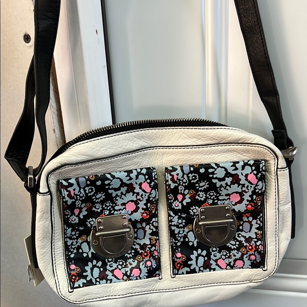 Fossil Black and White Crossbody Bag with Floral Design